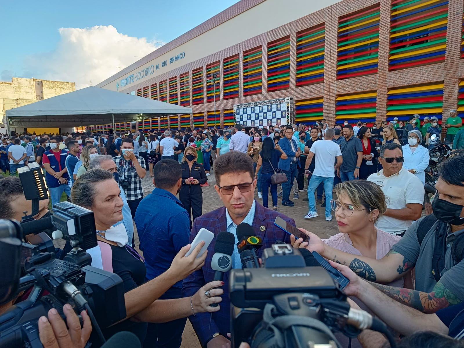 Gladson inaugura nova enfermaria do Pronto-socorro de Rio Branco com 126 leitos